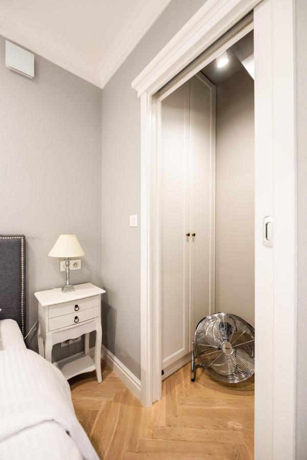 Lovely Apartment In The Heart Of Warsaw Ngoại thất bức ảnh