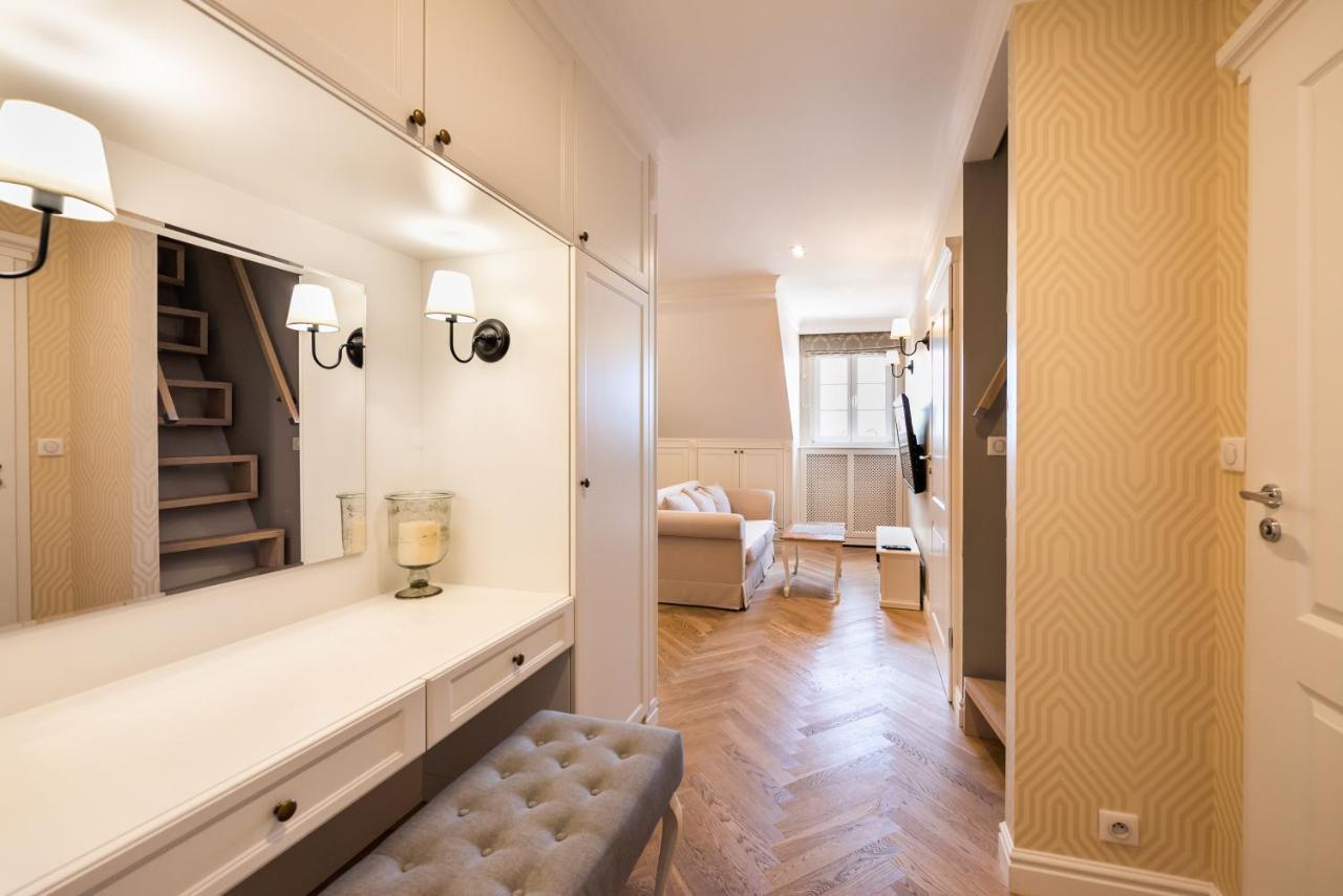 Lovely Apartment In The Heart Of Warsaw Ngoại thất bức ảnh